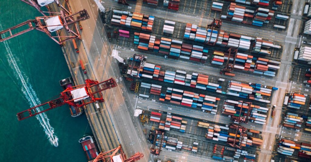 Image for blog post with link to Transport and logistics industry M&A report