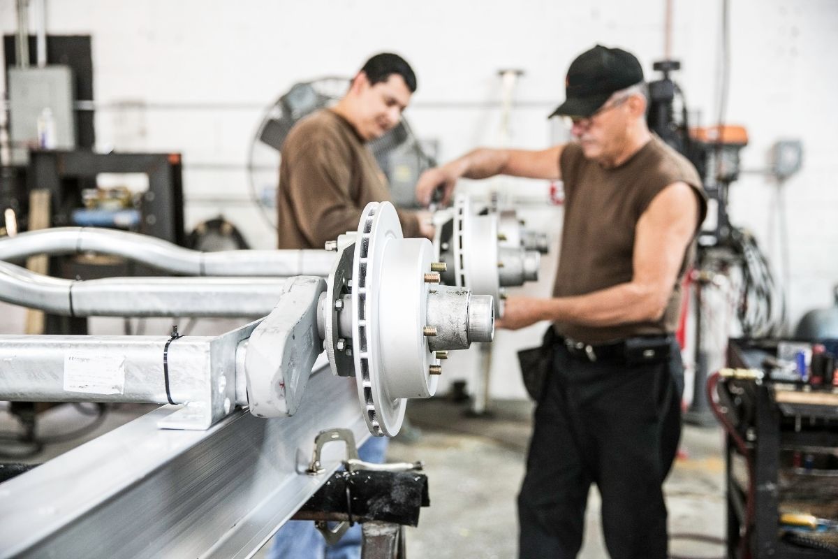 Established Import/Manufacture/Retail/Online Business for sale in queensland. Unlock a lucrative opportunity with an exceptional business forecast to generate $40,019,335 in F26.