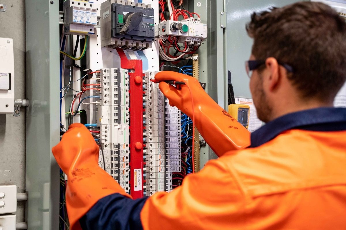 Market-Leading Queensland Electrical Contracting Business – 30+ Years of Proven Success and Future Growth.