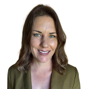 Penny Lee - Queensland Business Broker - Small Headshot for Website
